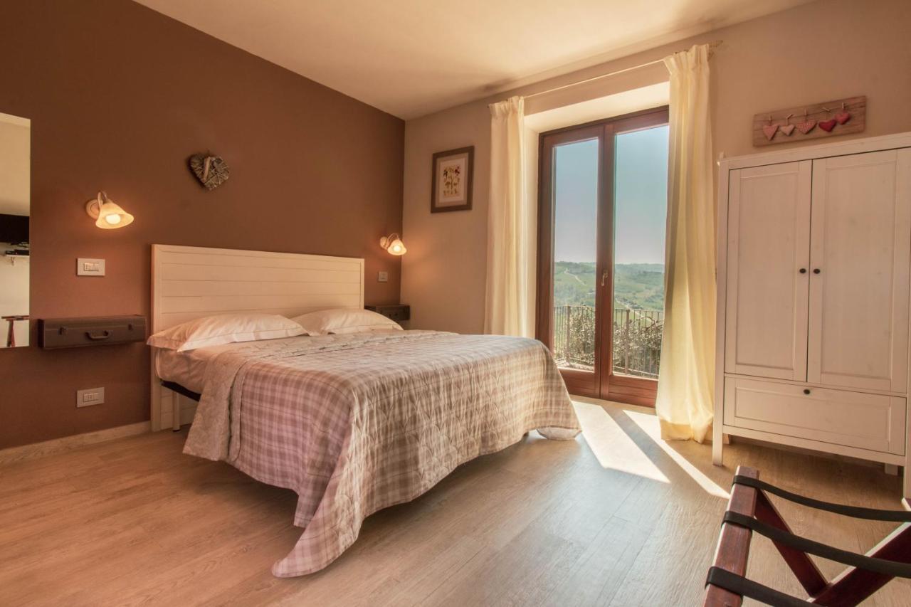 Bed and Breakfast Poggio Dei Farinetti Diano dʼAlba Zewnętrze zdjęcie