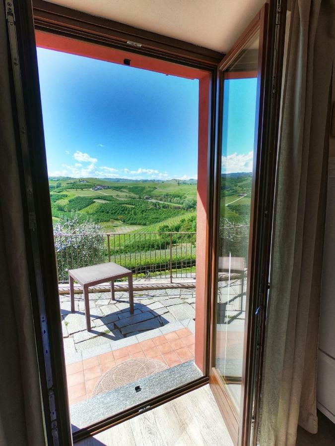 Bed and Breakfast Poggio Dei Farinetti Diano dʼAlba Zewnętrze zdjęcie